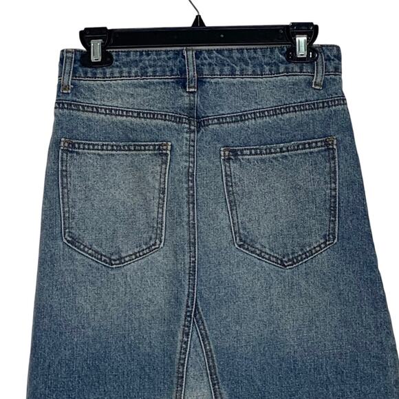 BDG Demin Skirt 5 Working Pocket Fly Zipper Closure Raw Hem Med Wash Size SX - Picture 6 of 14